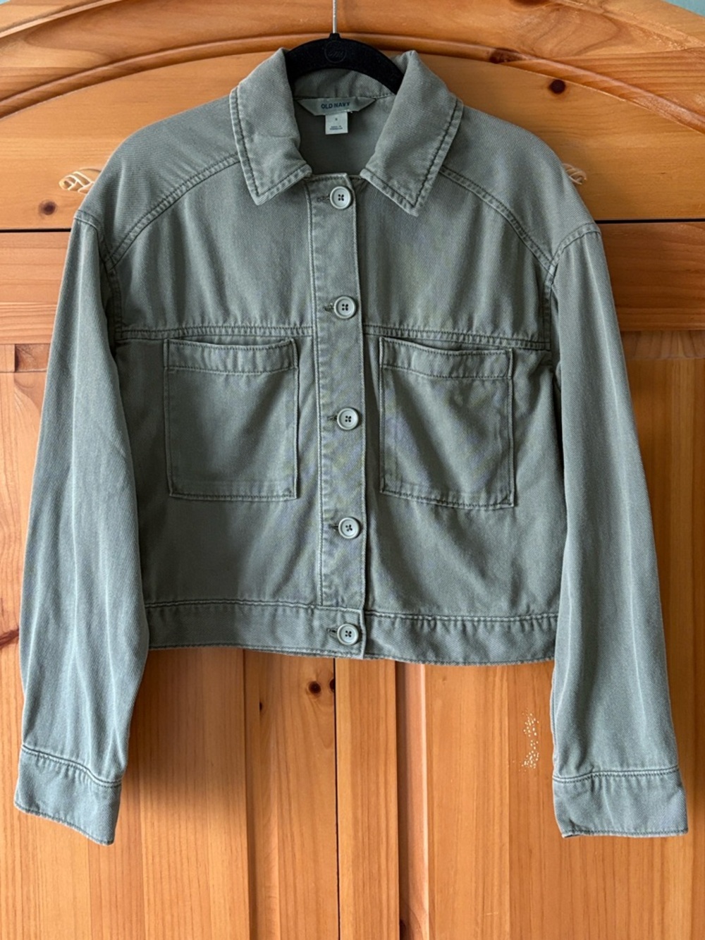 🌟HP🌟Old Navy Lightweight Cropped Denim Jacket